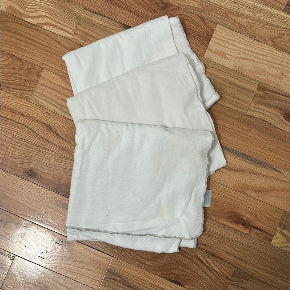 Moms on call swaddle blankets set of 3